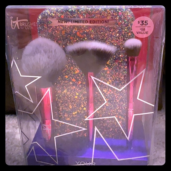 IT brushes for Ulta - Picture 1 of 1